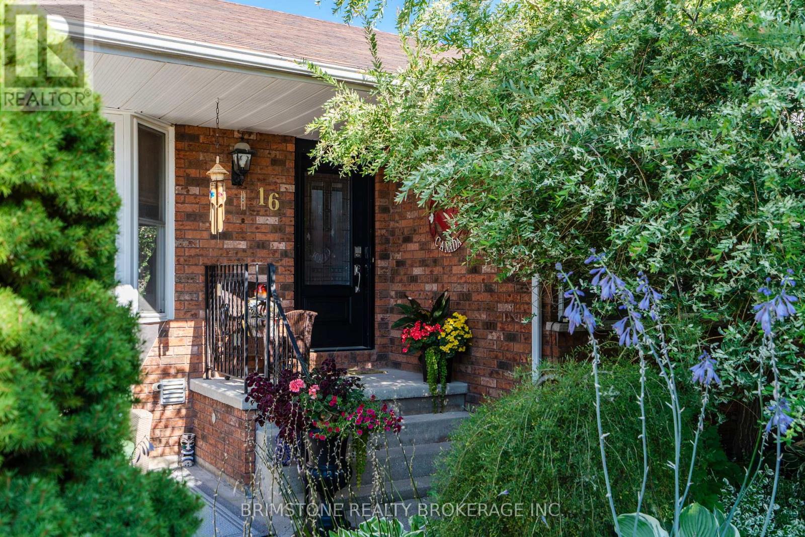 16 Smart Court, Collingwood, Ontario  L9Y 4S1 - Photo 2 - S12374729