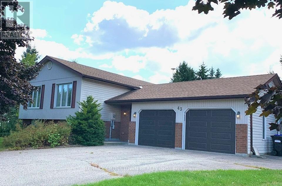43 Foyston Park Circle, Springwater, Ontario  L0L 1Y0 - Photo 1 - S12374819