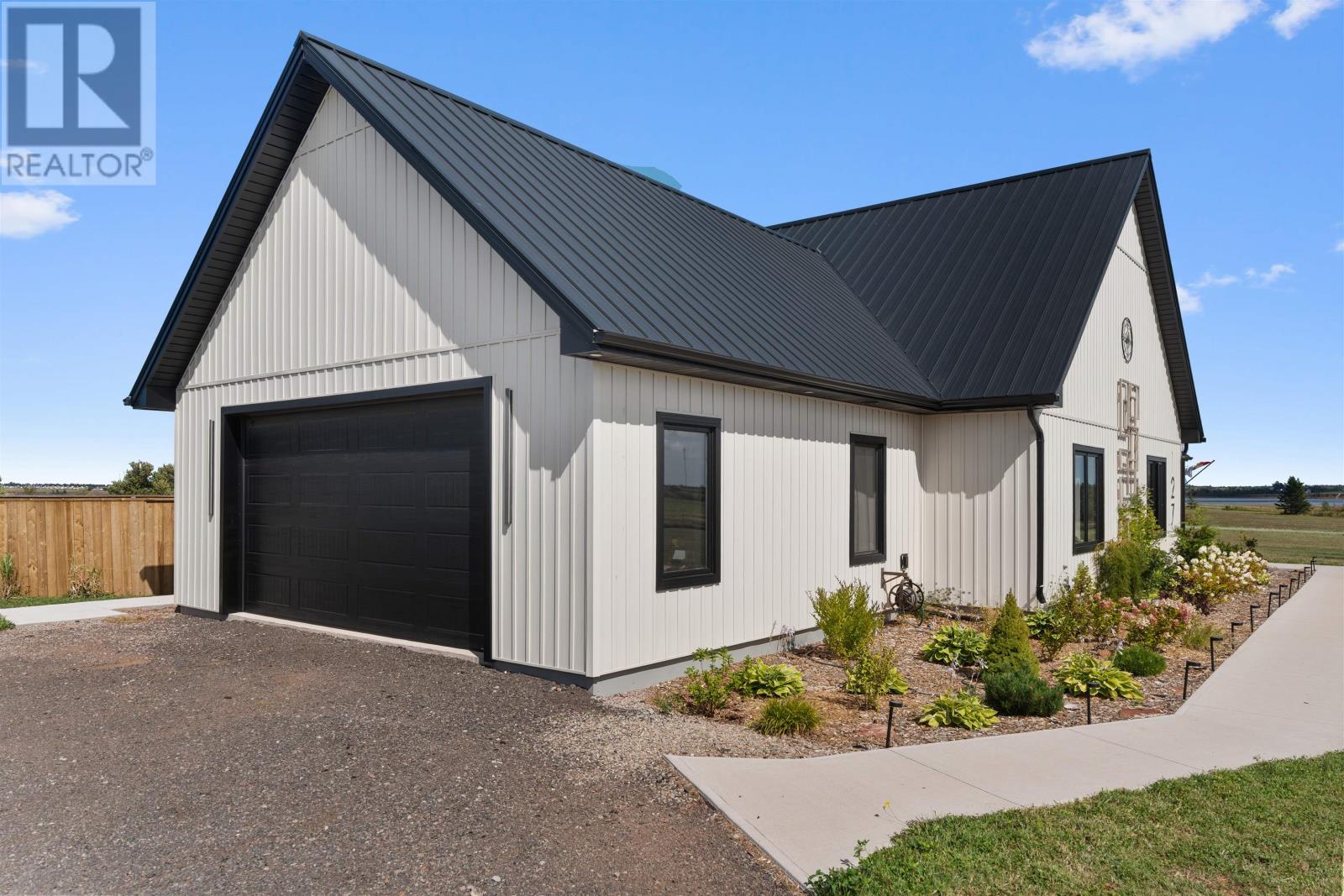 127 Thompson Shore Road, Malpeque, Prince Edward Island  C0B 1M0 - Photo 12 - 202522138