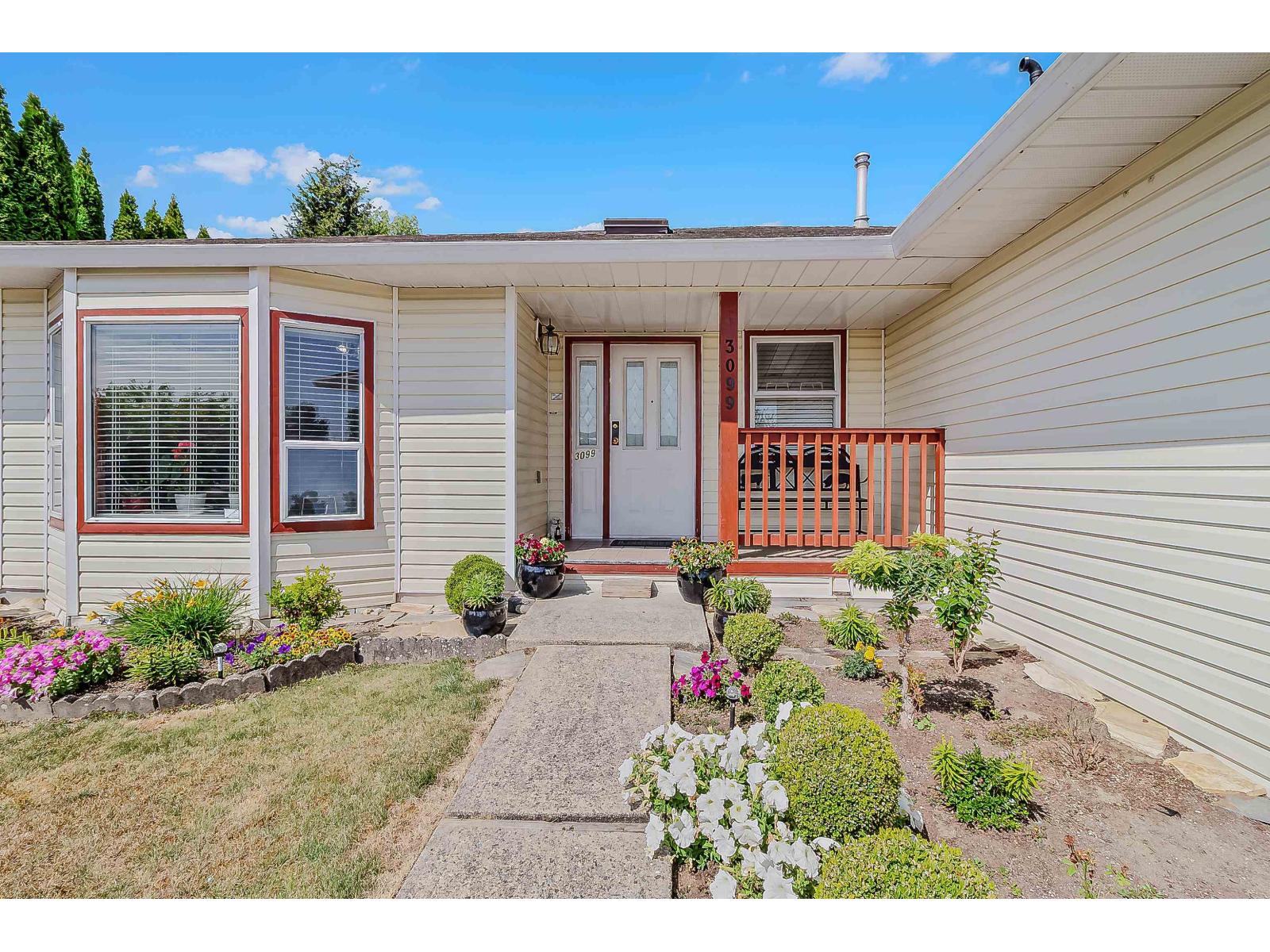 3099 Curlew Drive, Abbotsford, British Columbia  V2T 5J3 - Photo 6 - R3040703