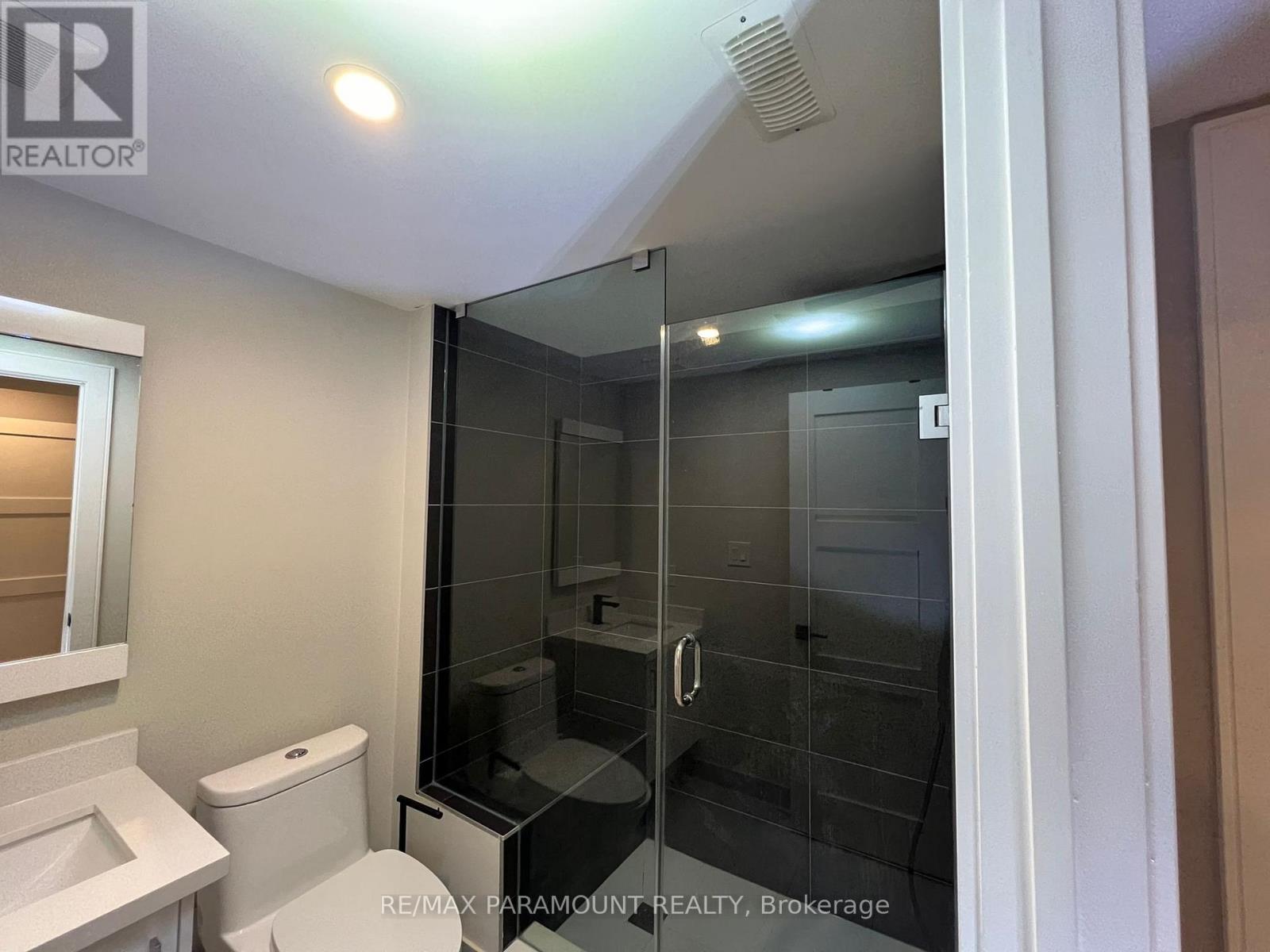Basement - 4 Charleston Road, Toronto, Ontario  M9B 4M7 - Photo 17 - W12374691