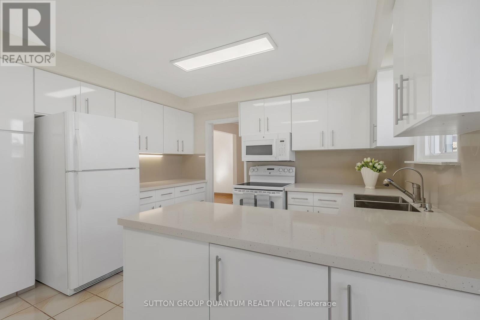 951 Streamway Crescent, Mississauga, Ontario  L4Y 2P3 - Photo 19 - W12374796