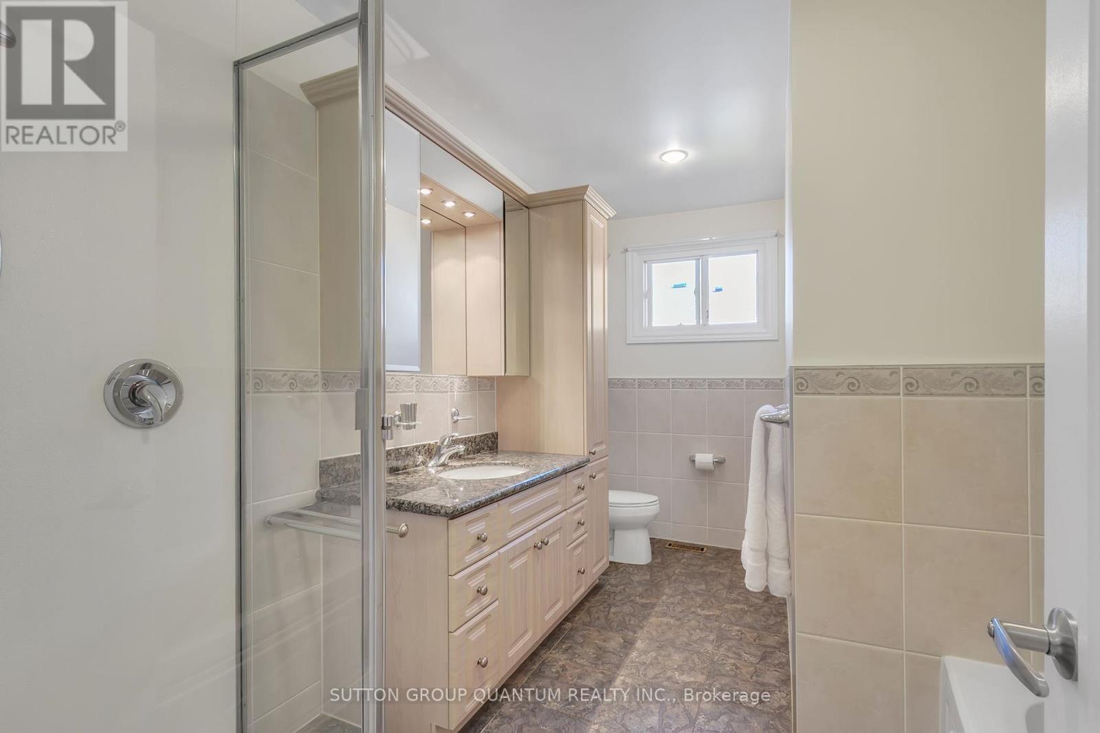951 Streamway Crescent, Mississauga, Ontario  L4Y 2P3 - Photo 29 - W12374796