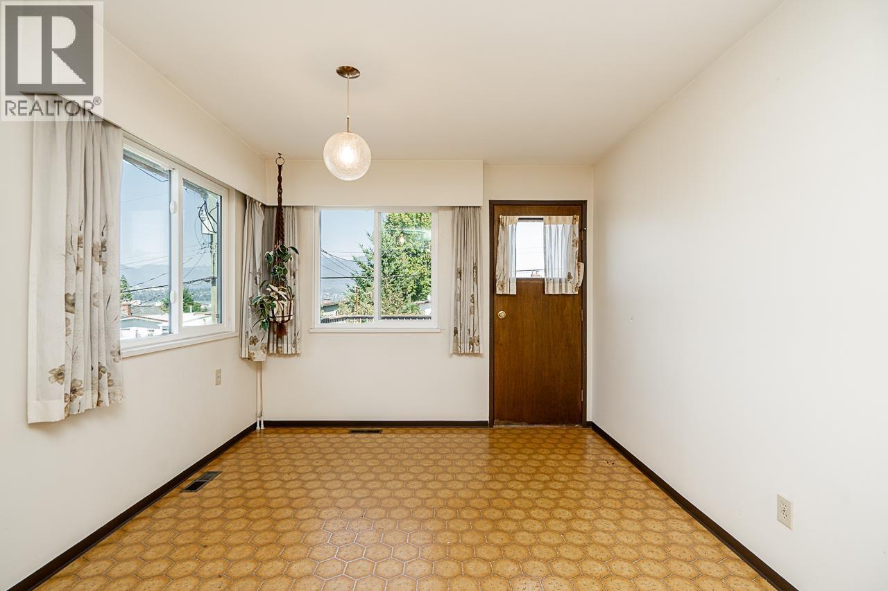 3487 Triumph Street, Vancouver, British Columbia  V5K 1T9 - Photo 14 - R3041836