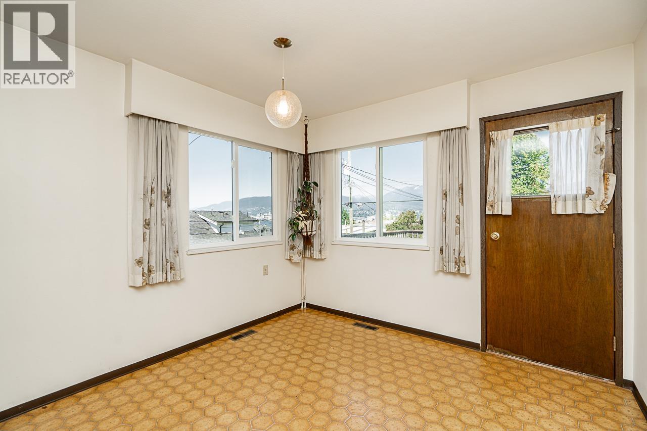 3487 Triumph Street, Vancouver, British Columbia  V5K 1T9 - Photo 15 - R3041836
