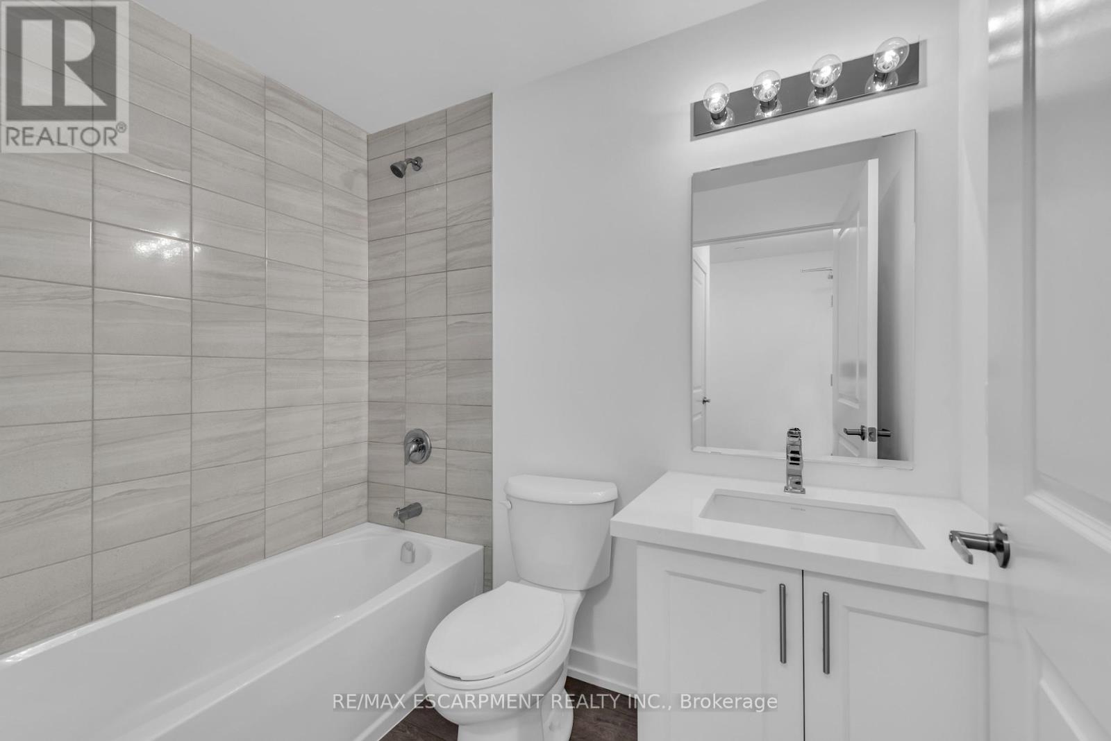 220 - 470 Dundas Street E, Hamilton, Ontario  L0R 2H4 - Photo 13 - X12374653