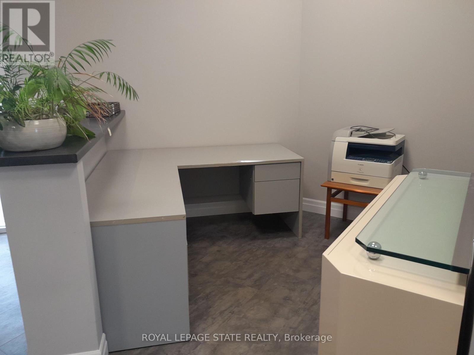 5 - 245 Argyle Street S, Haldimand, Ontario  N3W 1K7 - Photo 4 - X12374679