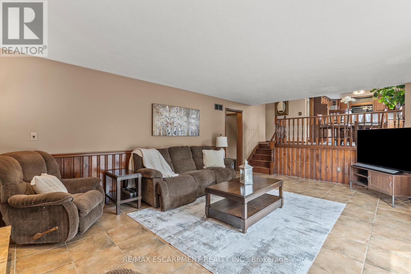 363 Fitch Street, Welland, Ontario  L3C 4W7 - Photo 9 - X12374685