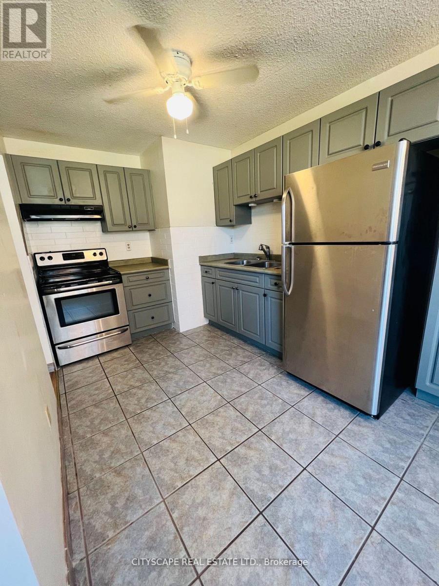 104 - 242 Oakdale Avenue, St. Catharines, Ontario  L2P 3K5 - Photo 15 - X12374701