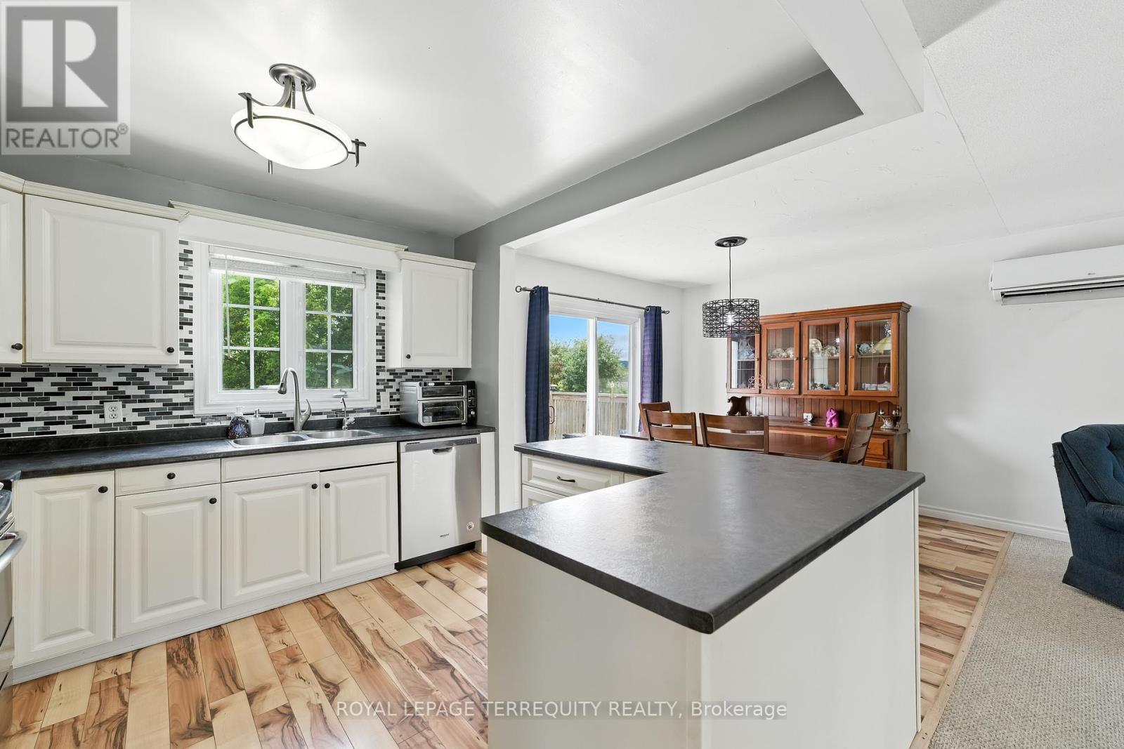 211 William Street, Stirling-Rawdon, Ontario  K0K 3E0 - Photo 15 - X12374735