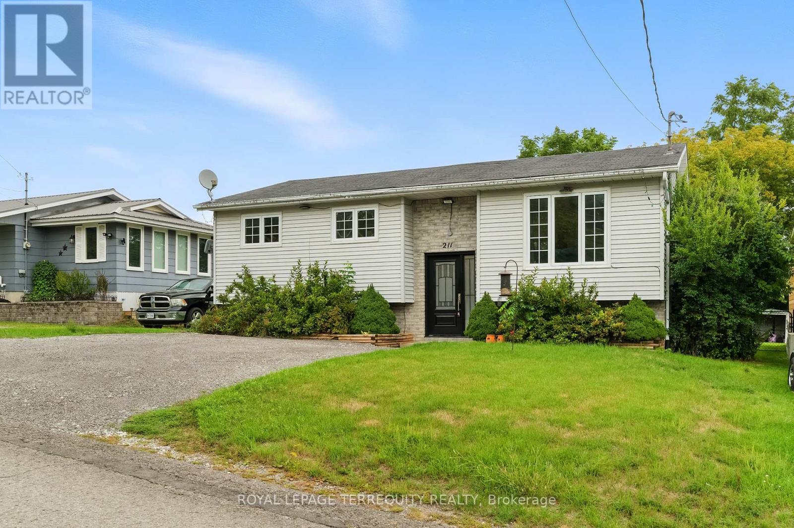 211 William Street, Stirling-Rawdon, Ontario  K0K 3E0 - Photo 2 - X12374735