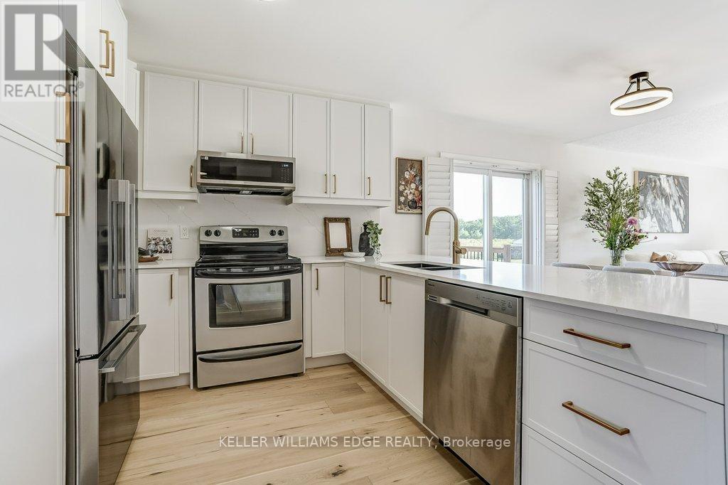 3015 South Grimsby 18 Road, Grimsby, Ontario  L0R 2A0 - Photo 13 - X12374744