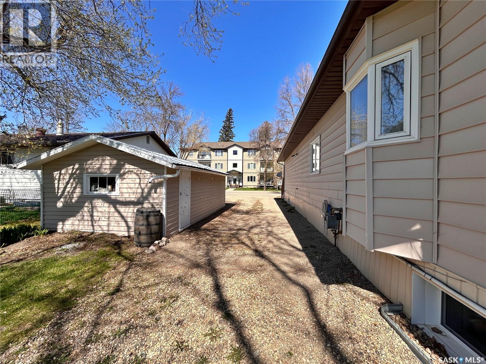 1109 Main Street, Moosomin, Saskatchewan  S0G 3N0 - Photo 47 - SK017188