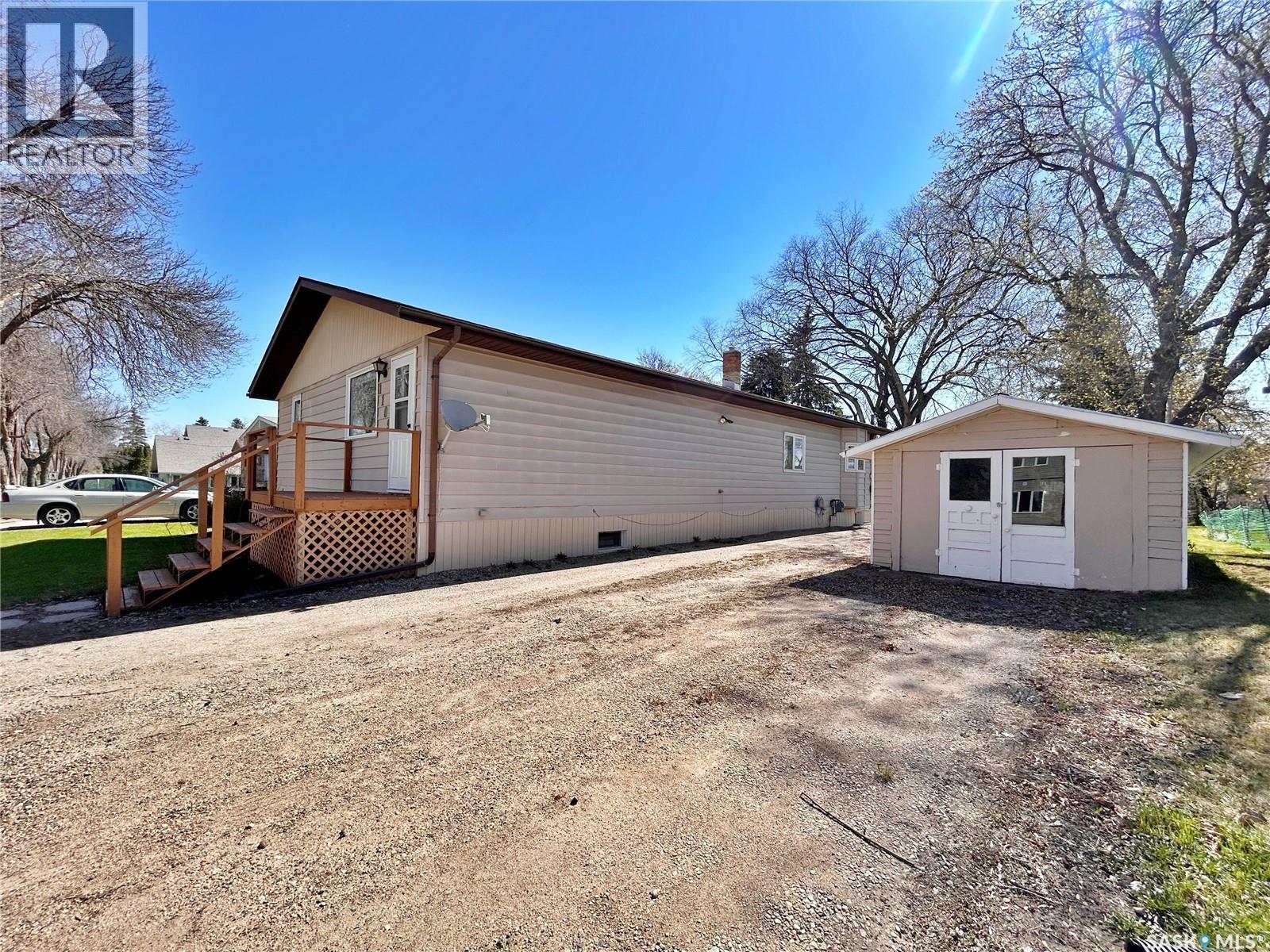 1109 Main Street, Moosomin, Saskatchewan  S0G 3N0 - Photo 48 - SK017188