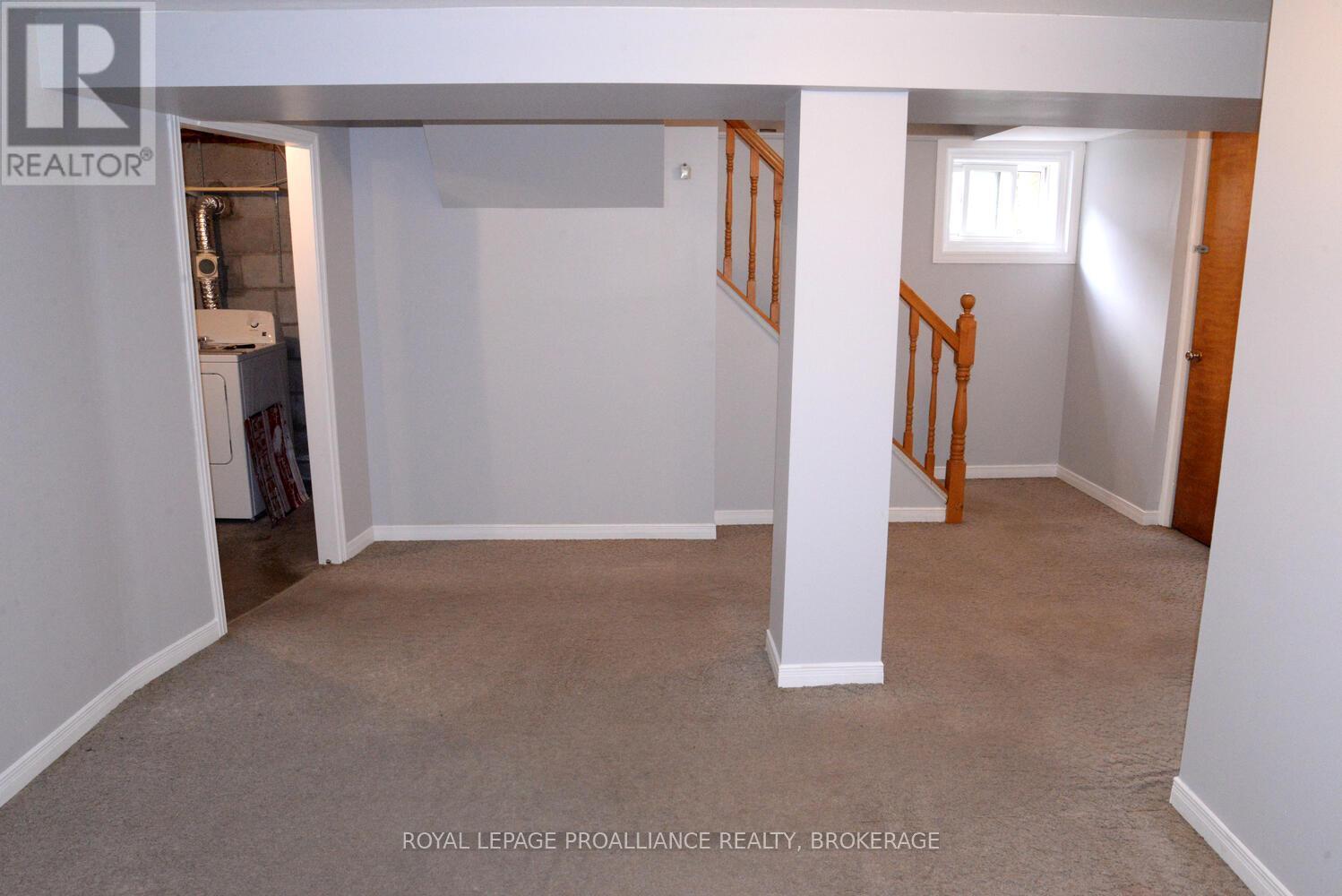 322 Meadowcrest Road, Kingston, Ontario  K7M 3S3 - Photo 24 - X12375072