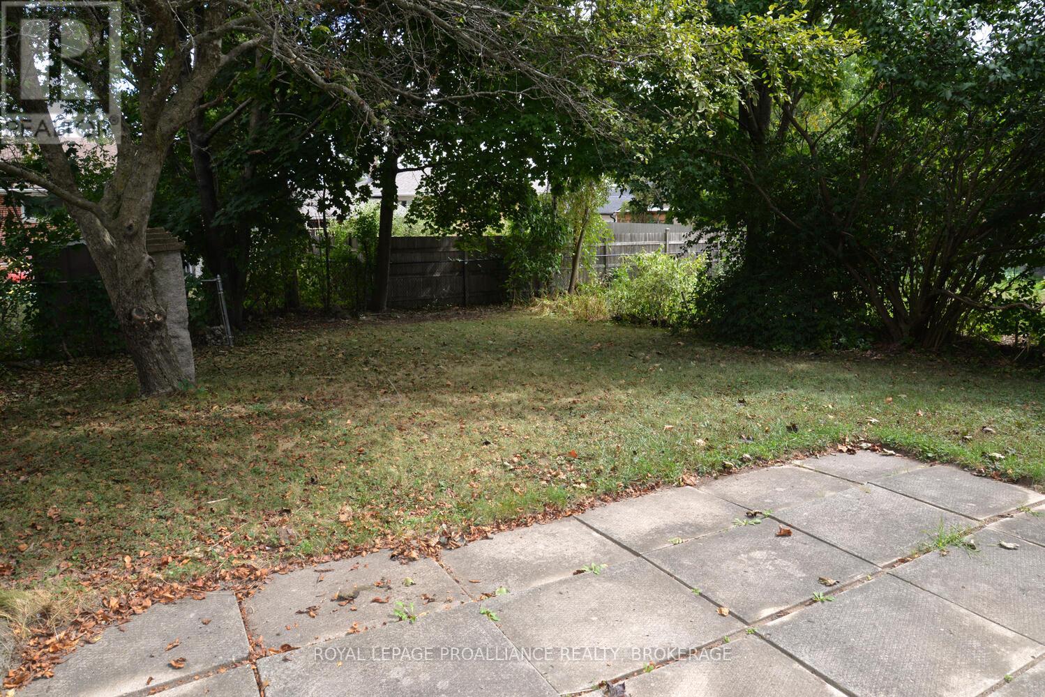 322 Meadowcrest Road, Kingston, Ontario  K7M 3S3 - Photo 29 - X12375072