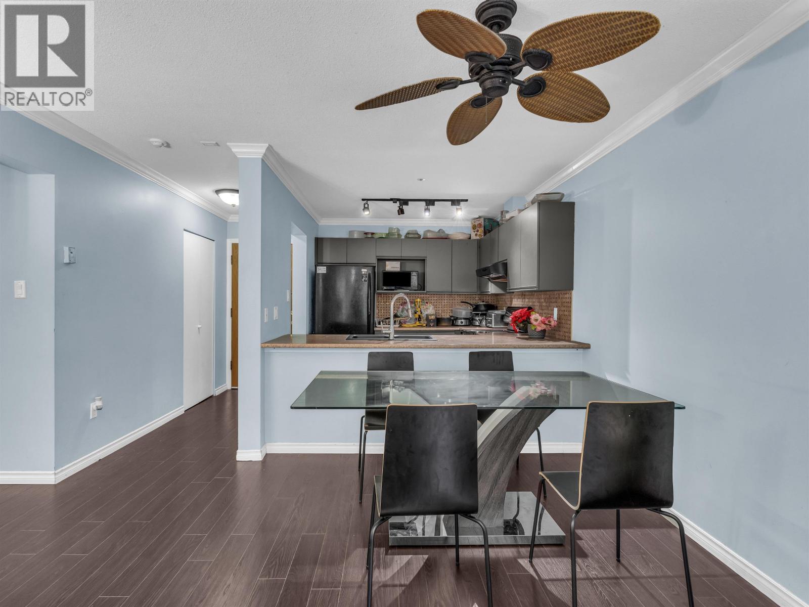 307 1219 Johnson Street, Coquitlam, British Columbia  V3B 7L5 - Photo 3 - R3038656