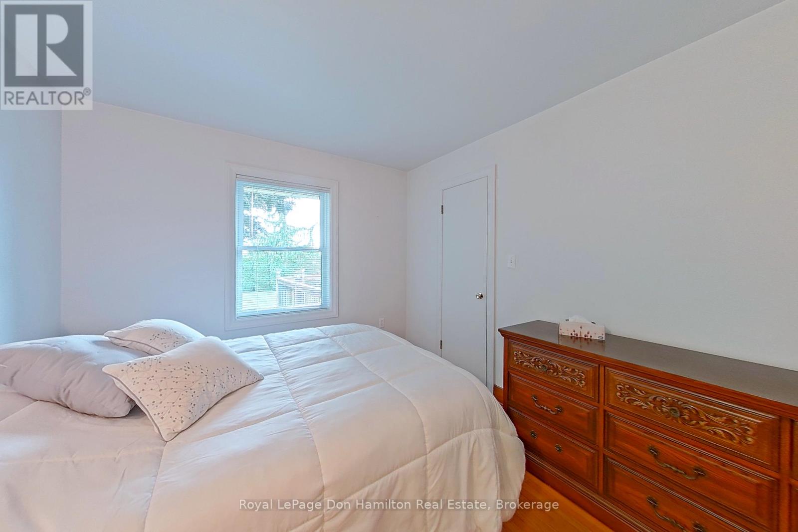 880 Winston Boulevard, North Perth (Listowel), Ontario  N4W 1P4 - Photo 25 - X12374596
