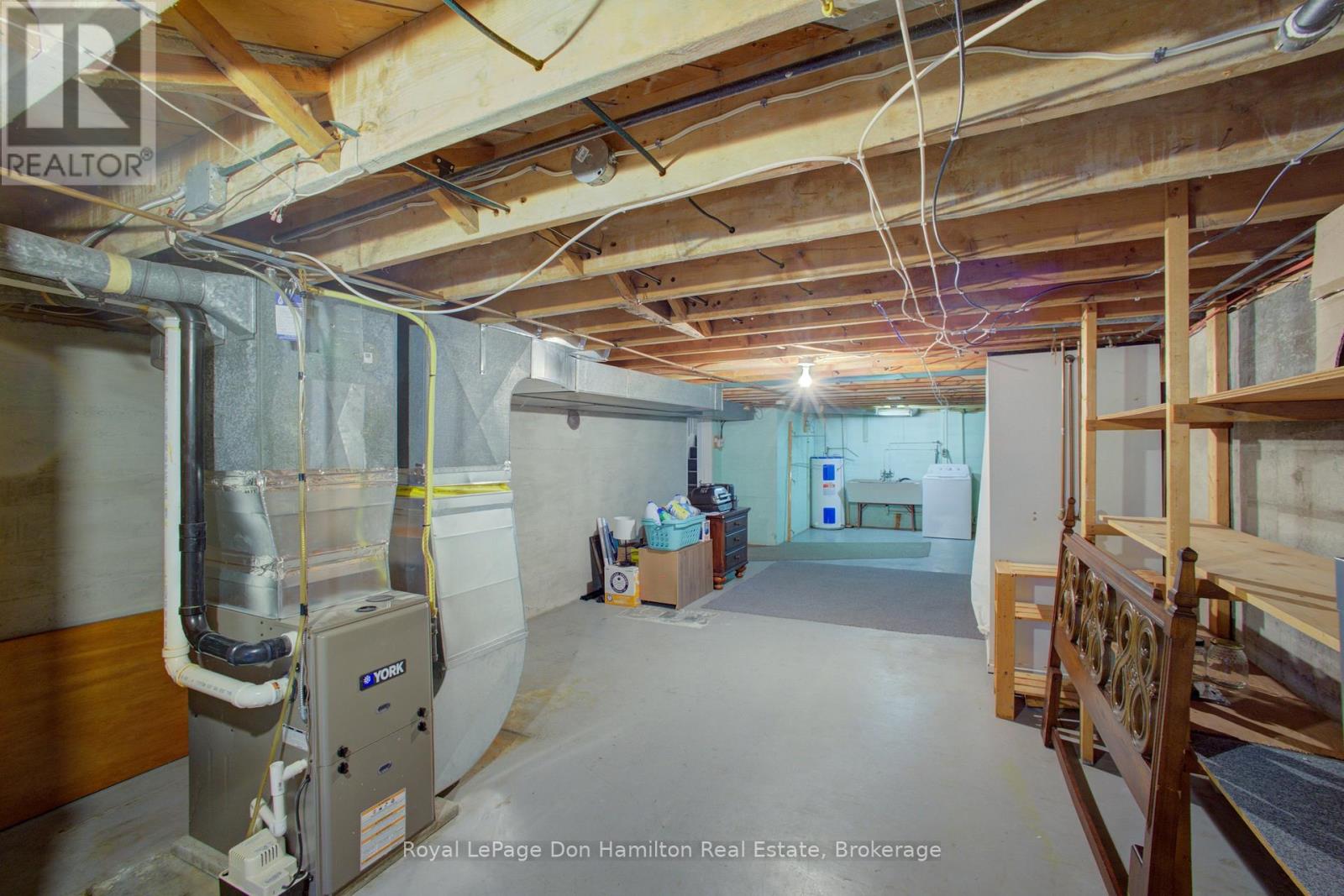 880 Winston Boulevard, North Perth (Listowel), Ontario  N4W 1P4 - Photo 36 - X12374596
