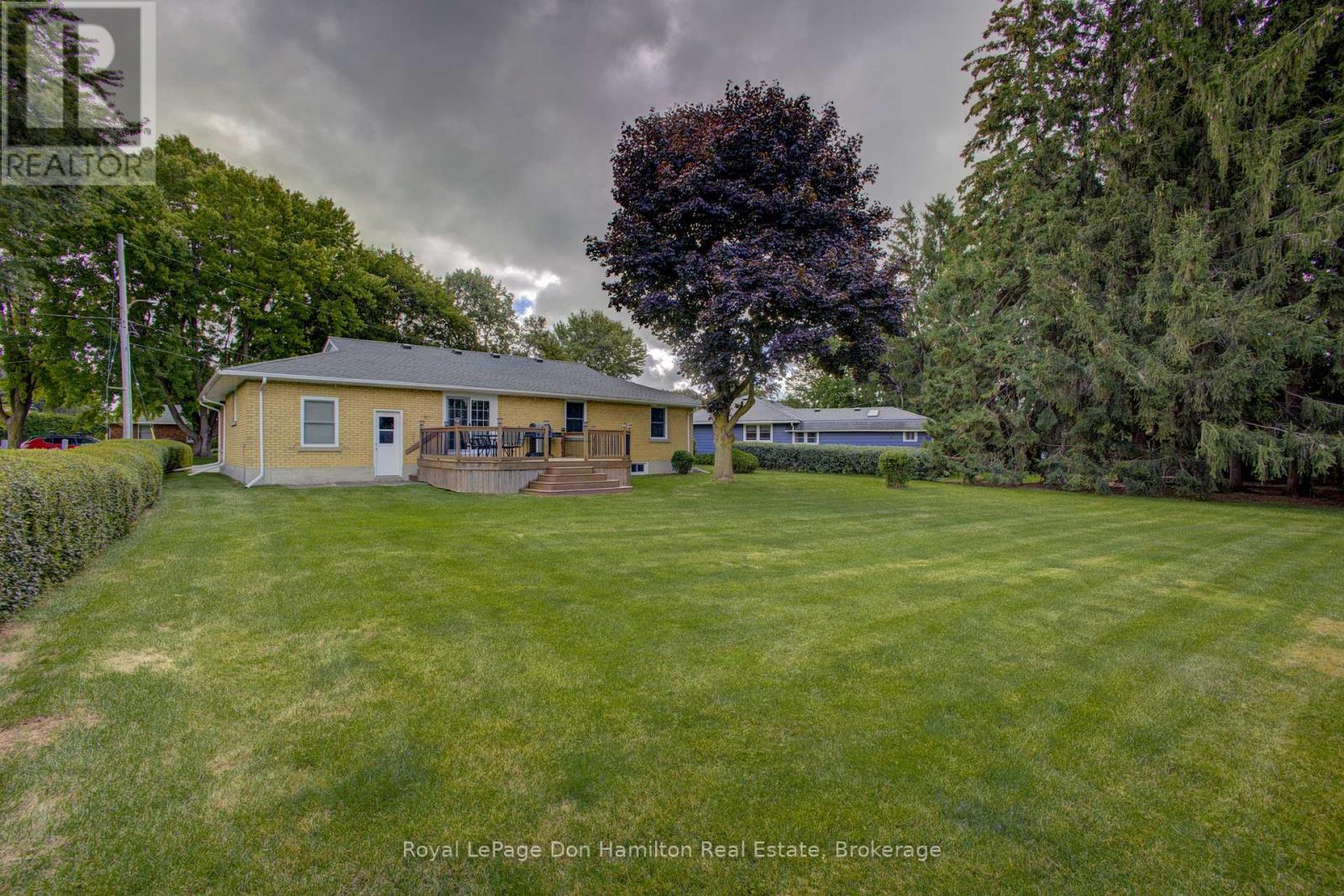 880 Winston Boulevard, North Perth (Listowel), Ontario  N4W 1P4 - Photo 40 - X12374596
