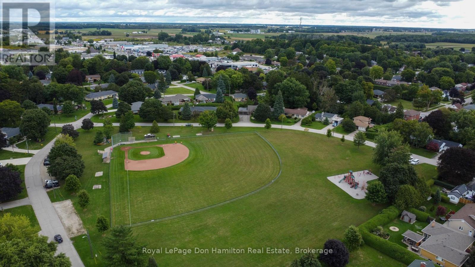 880 Winston Boulevard, North Perth (Listowel), Ontario  N4W 1P4 - Photo 44 - X12374596