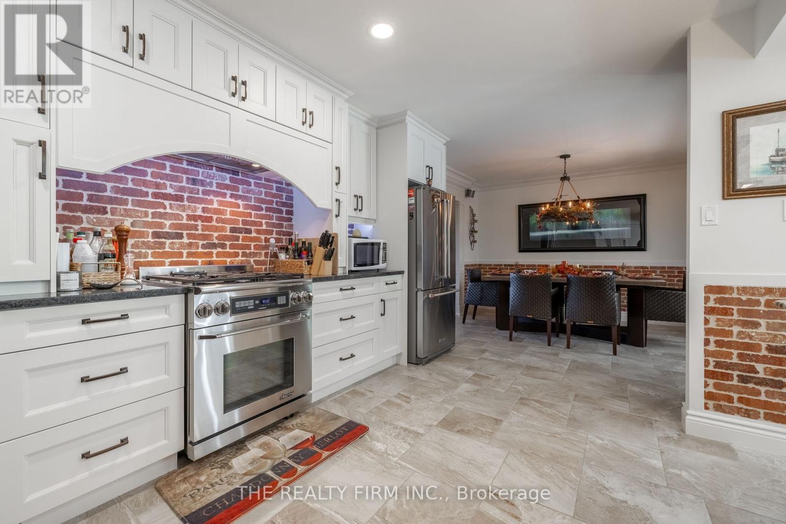 2294 Harris Road, Thames Centre, Ontario  N0L 1G5 - Photo 26 - X12375070