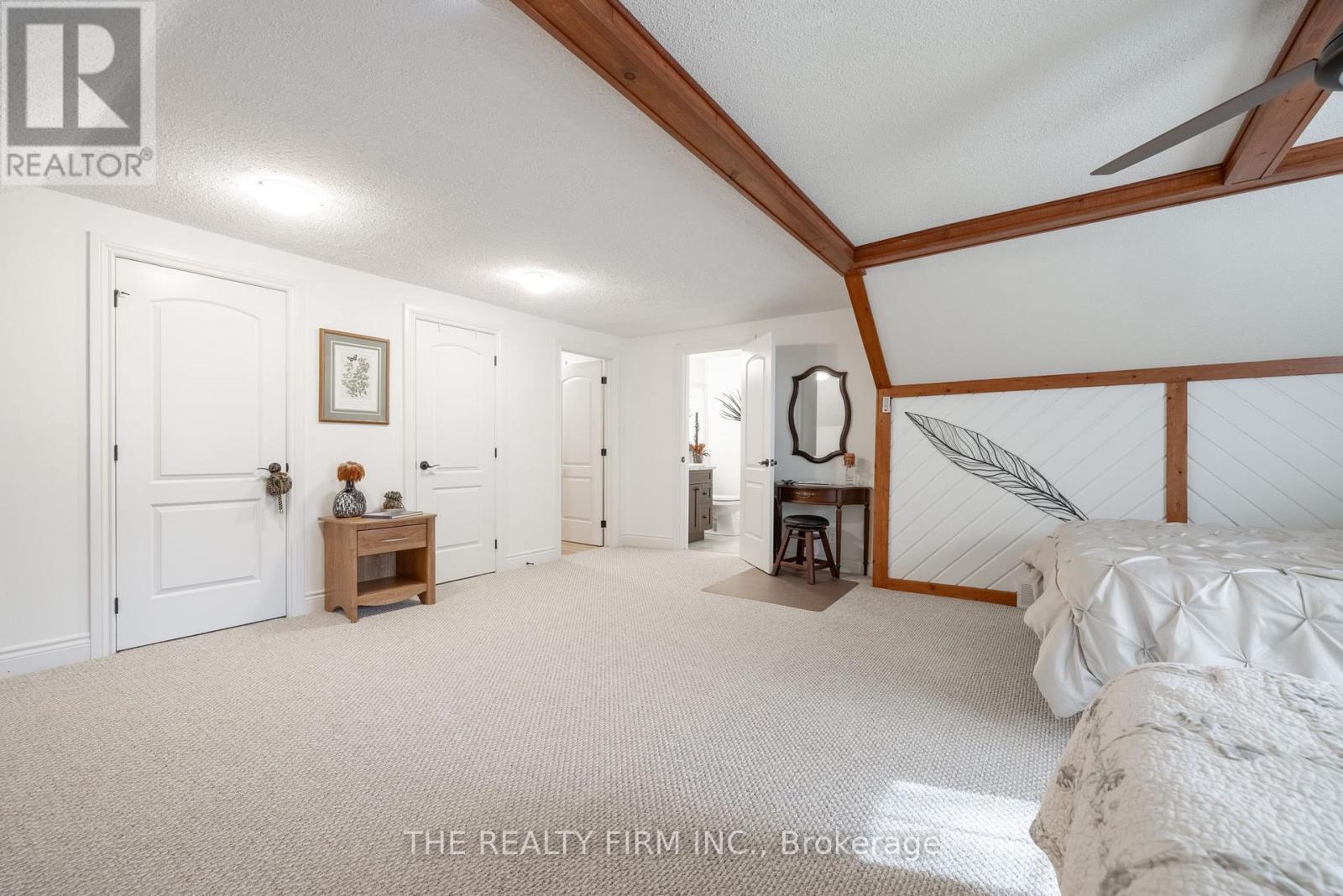 2294 Harris Road, Thames Centre, Ontario  N0L 1G5 - Photo 44 - X12375070