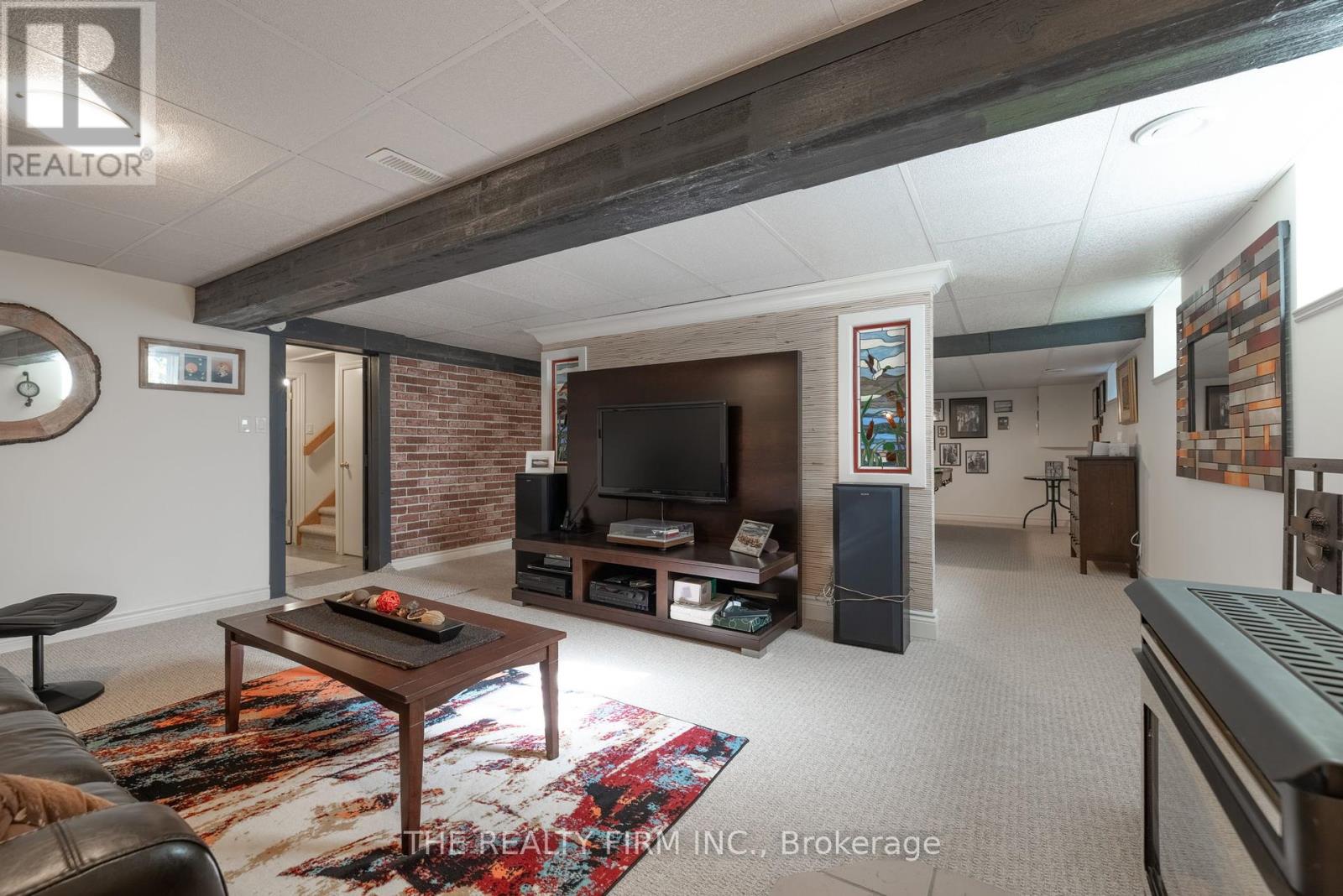 2294 Harris Road, Thames Centre, Ontario  N0L 1G5 - Photo 48 - X12375070