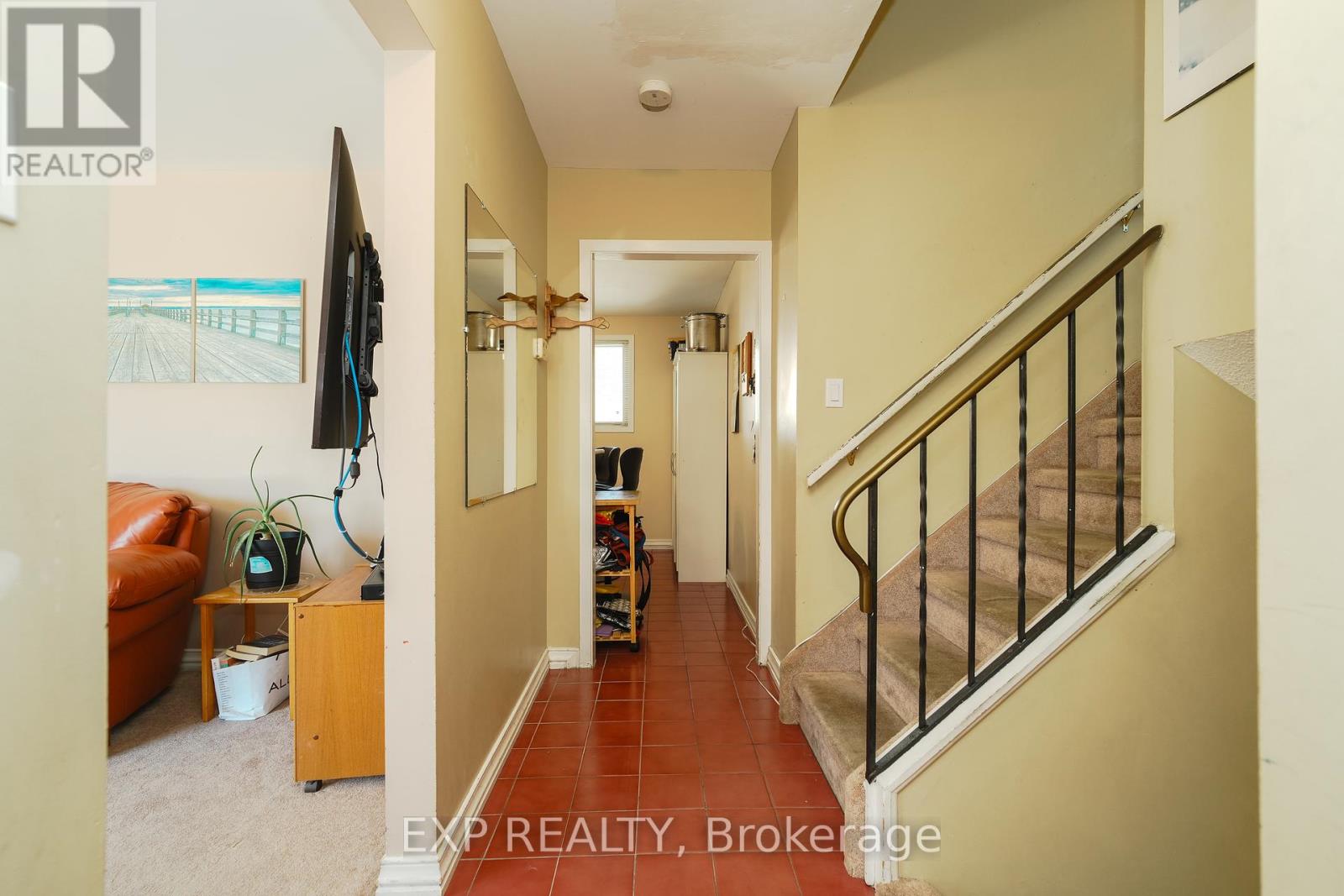 Property at 36 KEEWATIN CRESCENT image 2