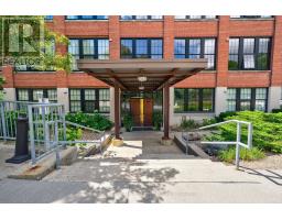 318 - 543 TIMOTHY STREET, Newmarket, Ontario