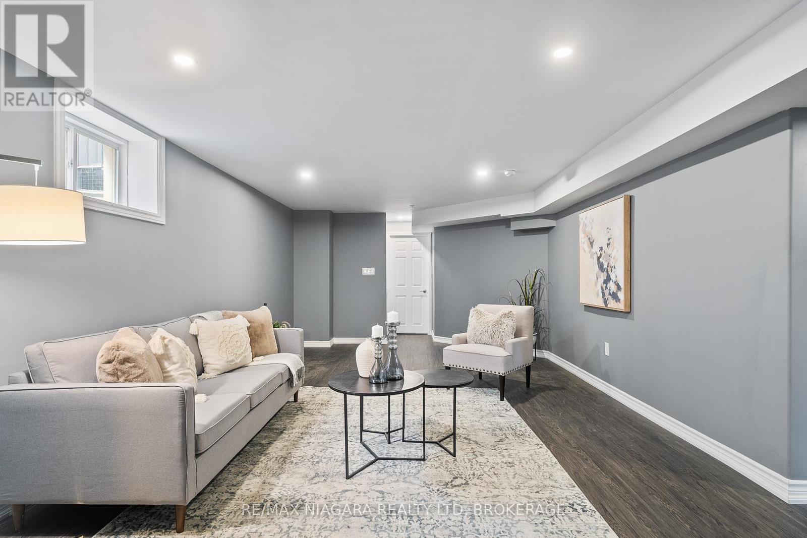 86 Parkside Drive, St. Catharines, Ontario  L2M 1M4 - Photo 23 - X12375001