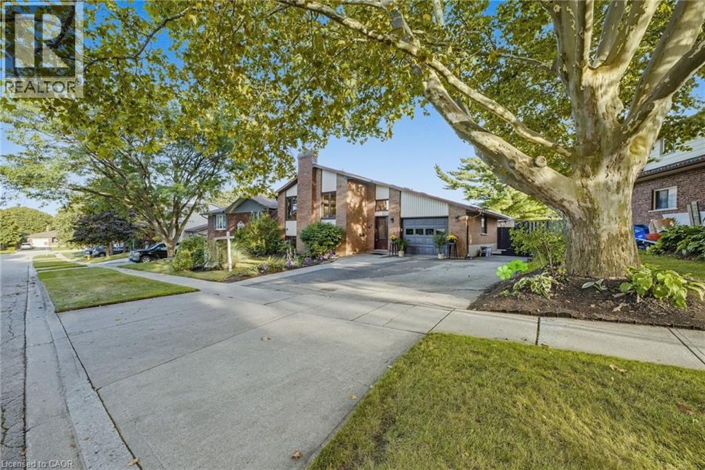 Property at 67 WESTBURY Crescent image 2