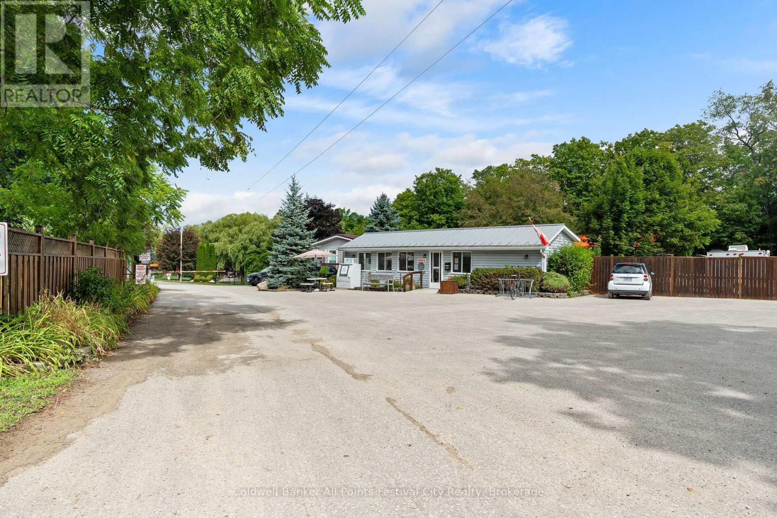 277 Shady Lane, Bluewater, Ontario  N0M 1G0 - Photo 28 - X12374952