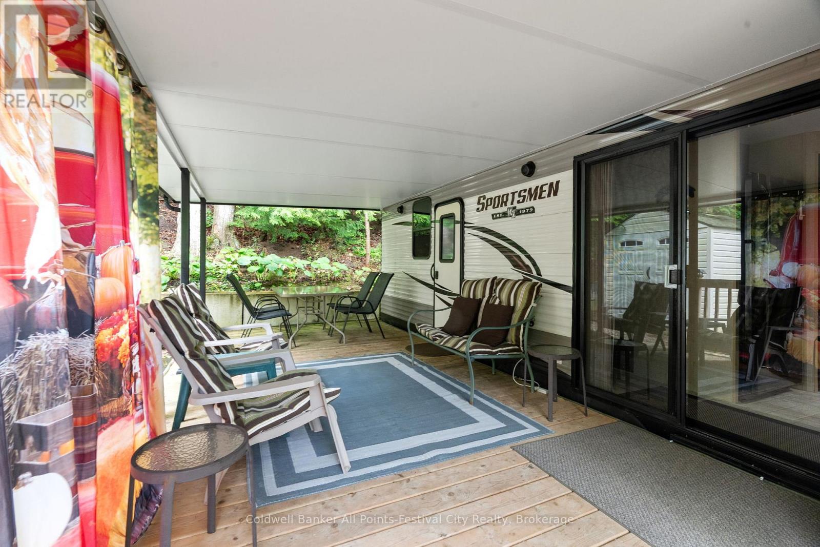 277 Shady Lane, Bluewater, Ontario  N0M 1G0 - Photo 7 - X12374952