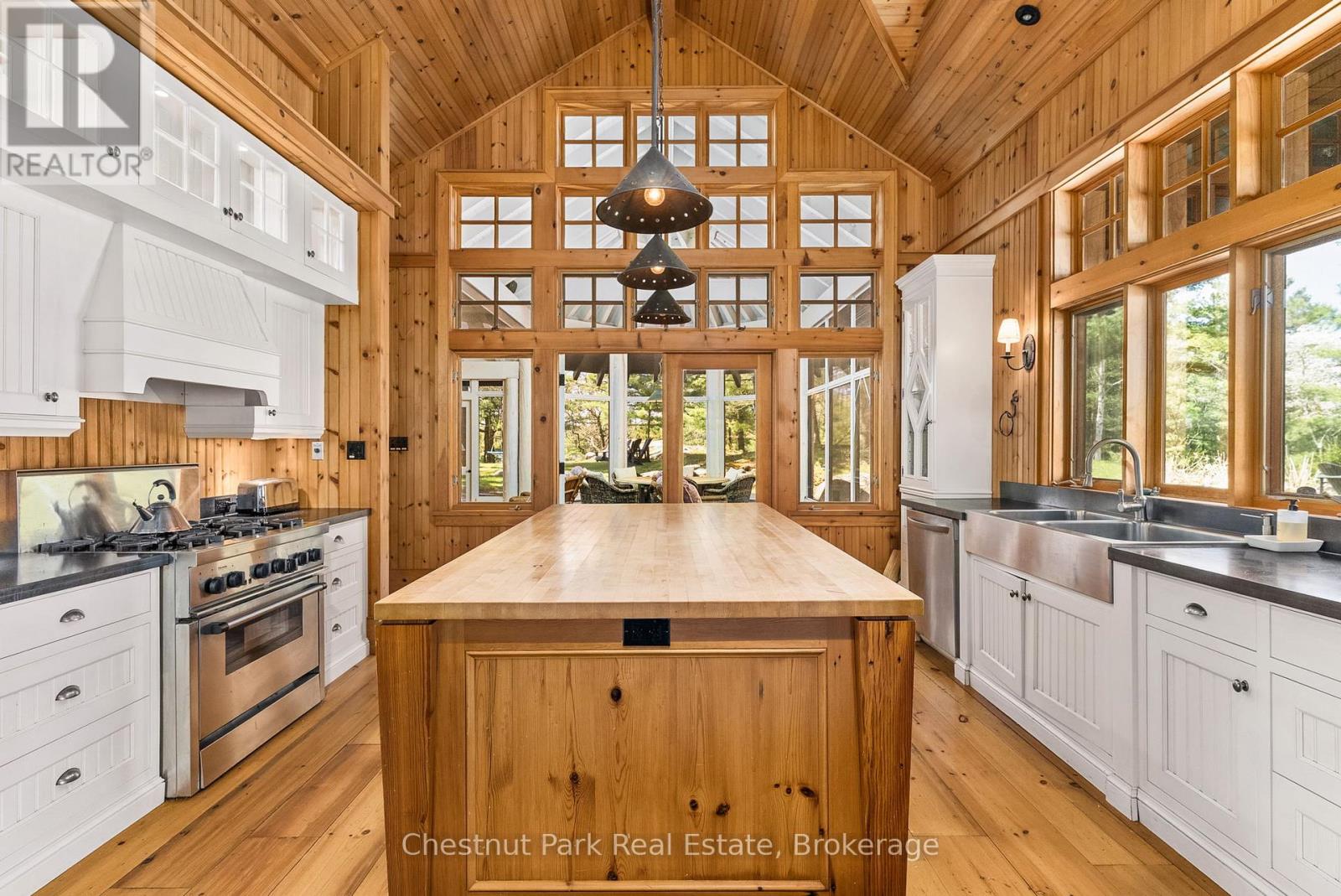 1 Onaway Island, Muskoka Lakes, Ontario  P0B 1J0 - Photo 13 - X12374992