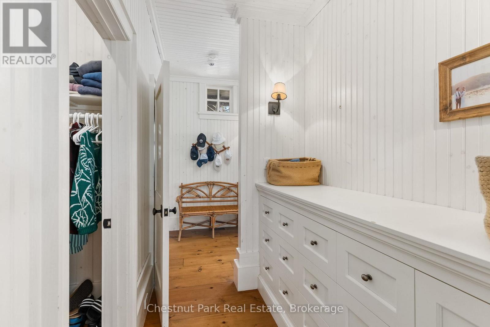 1 Onaway Island, Muskoka Lakes, Ontario  P0B 1J0 - Photo 24 - X12374992