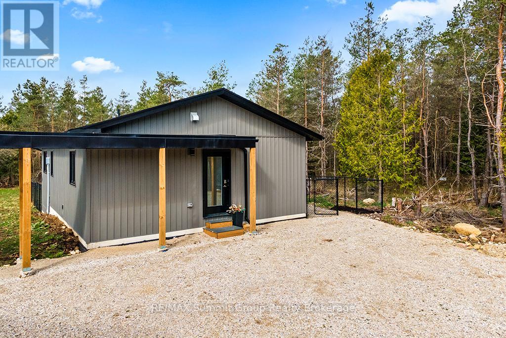 615690 Hamilton Lane, West Grey, Ontario  N0C 1H0 - Photo 32 - X12375056