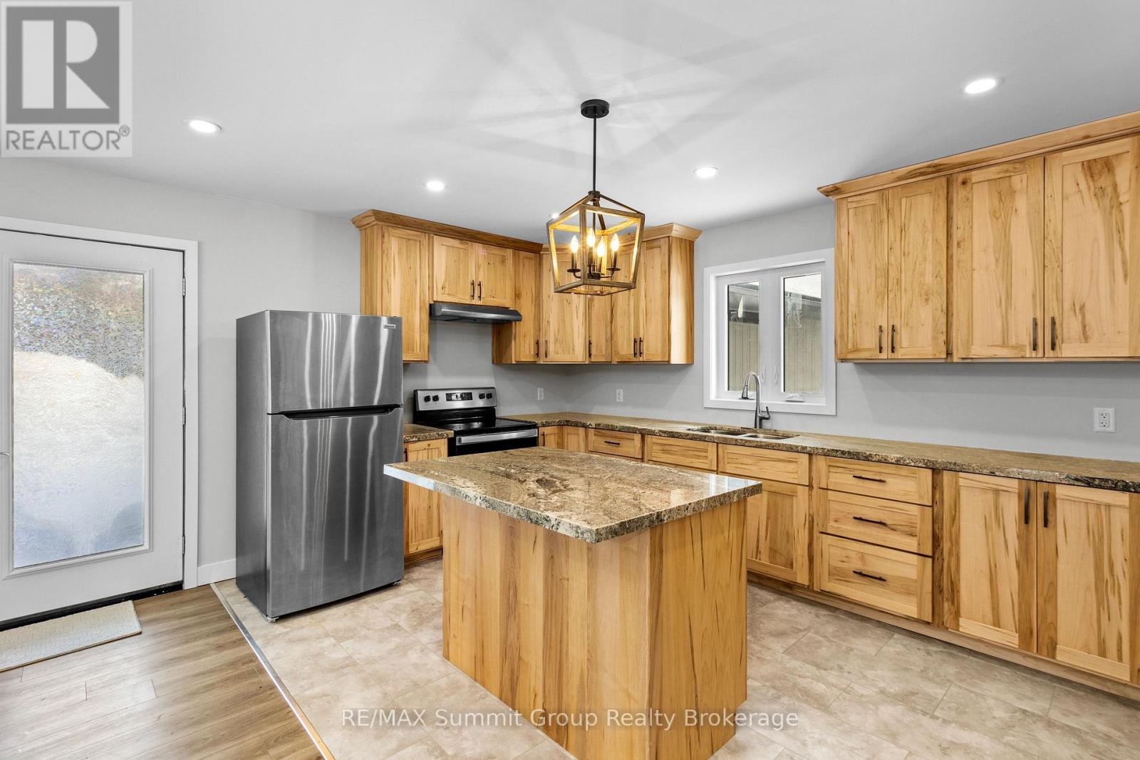 615690 Hamilton Lane, West Grey, Ontario  N0C 1H0 - Photo 33 - X12375056