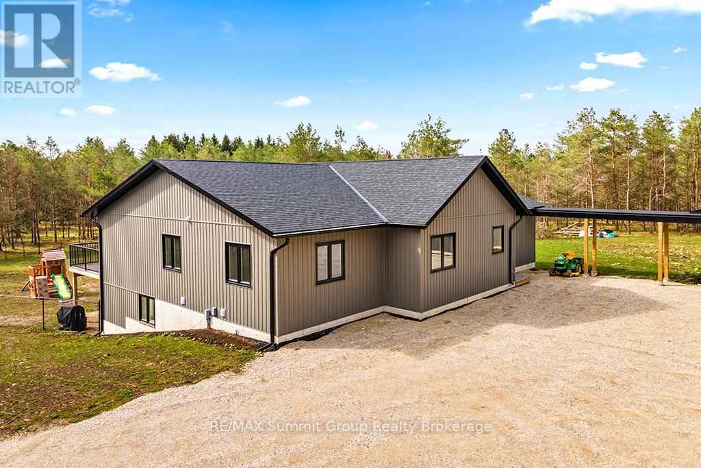615690 Hamilton Lane, West Grey, Ontario  N0C 1H0 - Photo 41 - X12375056
