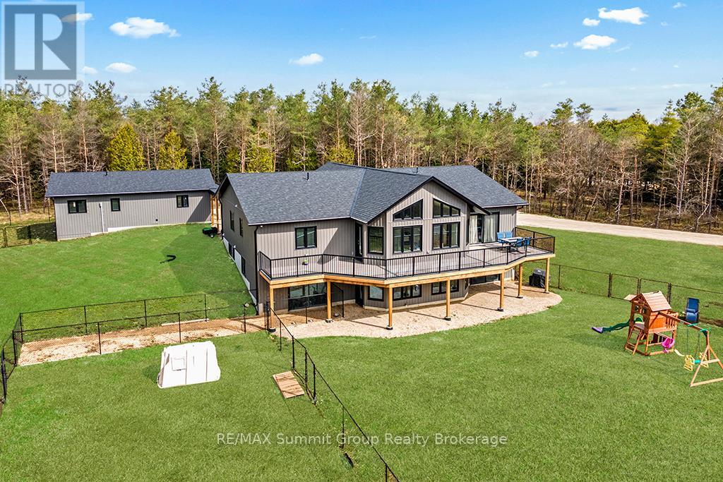 615690 Hamilton Lane, West Grey, Ontario  N0C 1H0 - Photo 44 - X12375056