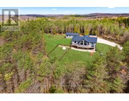 615690 HAMILTON LANE, West Grey, Ontario