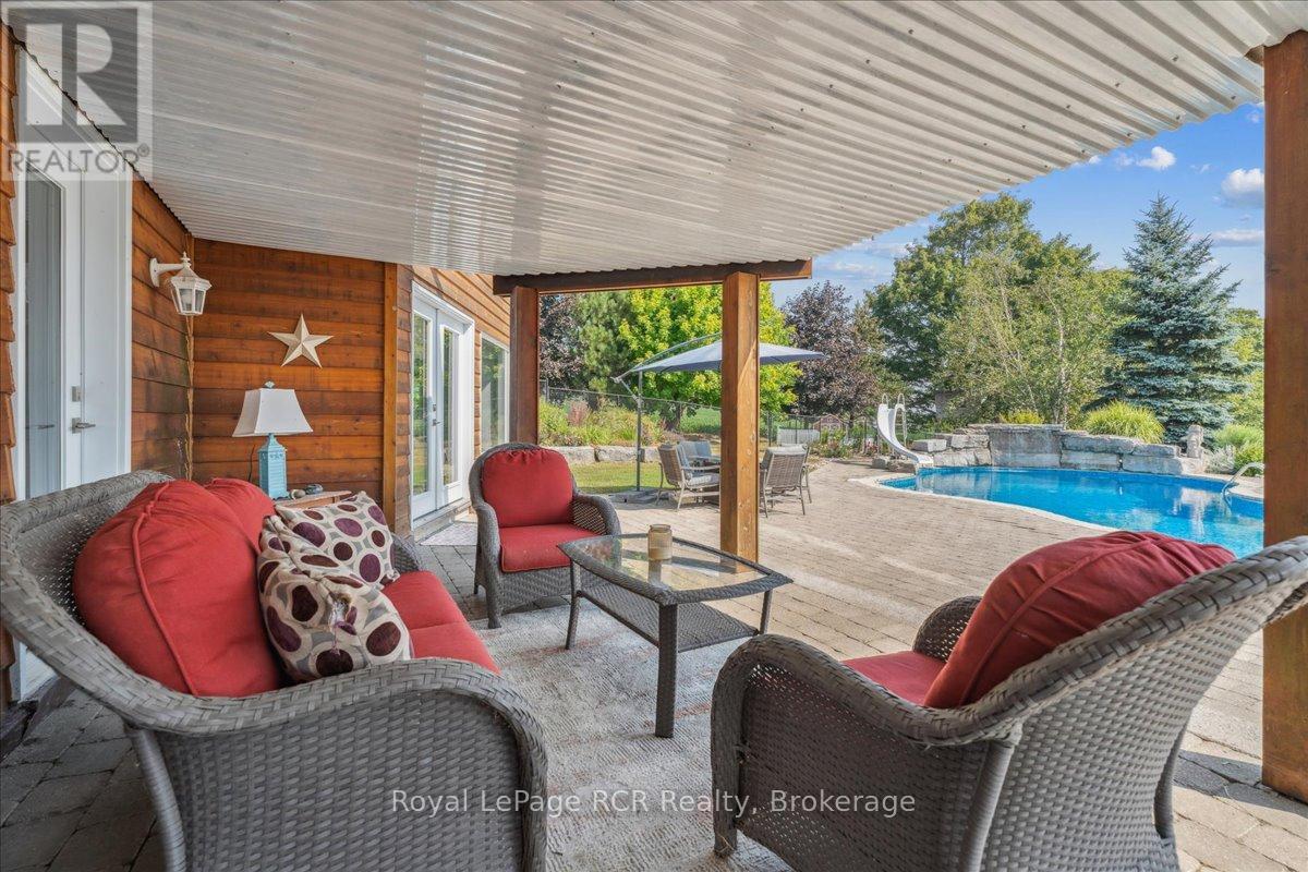 196313 Grey Road 7, Grey Highlands, Ontario  N4L 1W7 - Photo 47 - X12375086