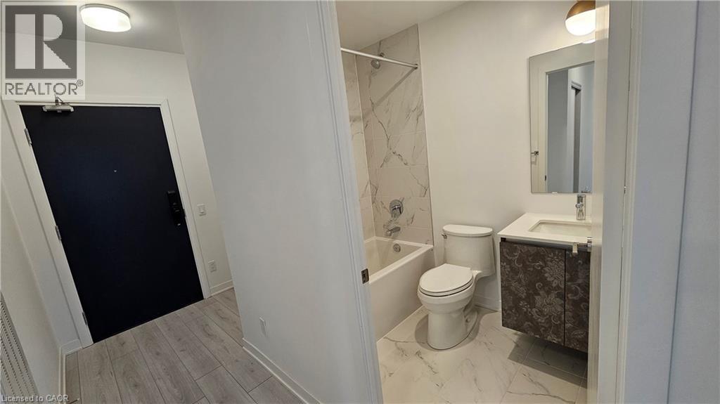 405 Dundas Street West Street, Oakville, Ontario  L6M 5P9 - Photo 8 - 40765228