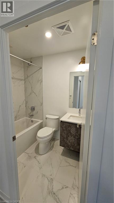 405 Dundas Street West Street, Oakville, Ontario  L6M 5P9 - Photo 3 - 40765228