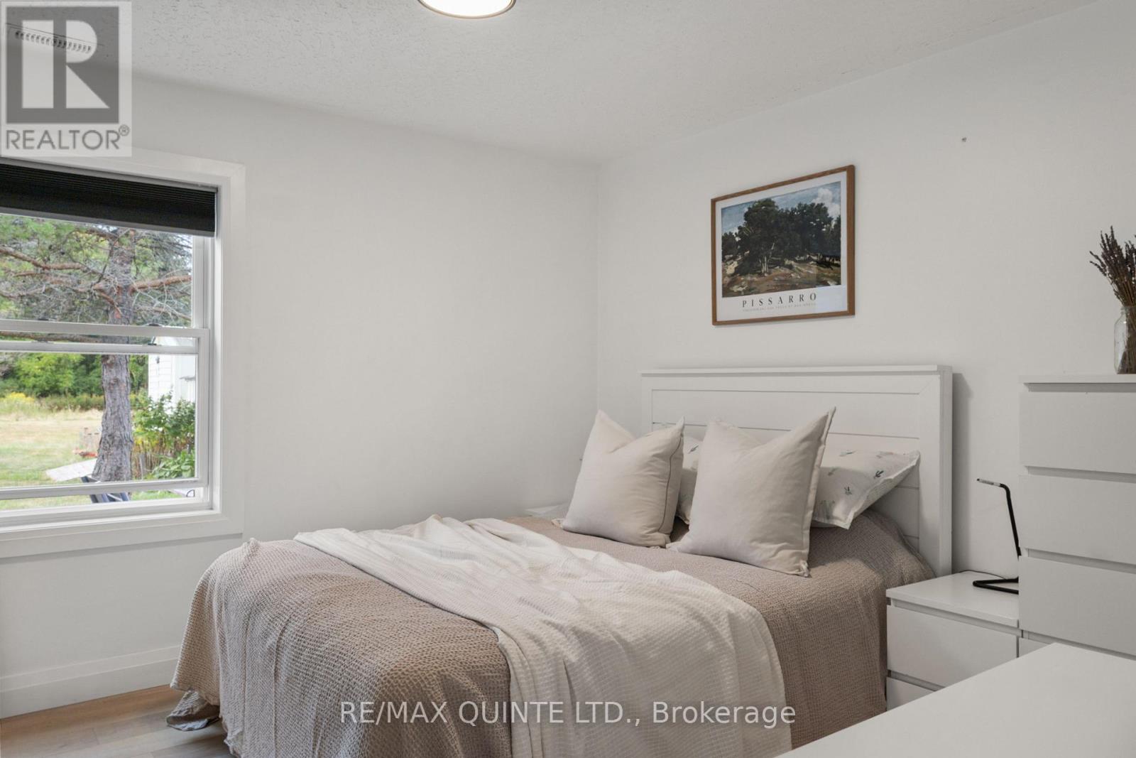69 Ashley Street, Belleville (Thurlow Ward), Ontario  K0K 2B0 - Photo 25 - X12375058