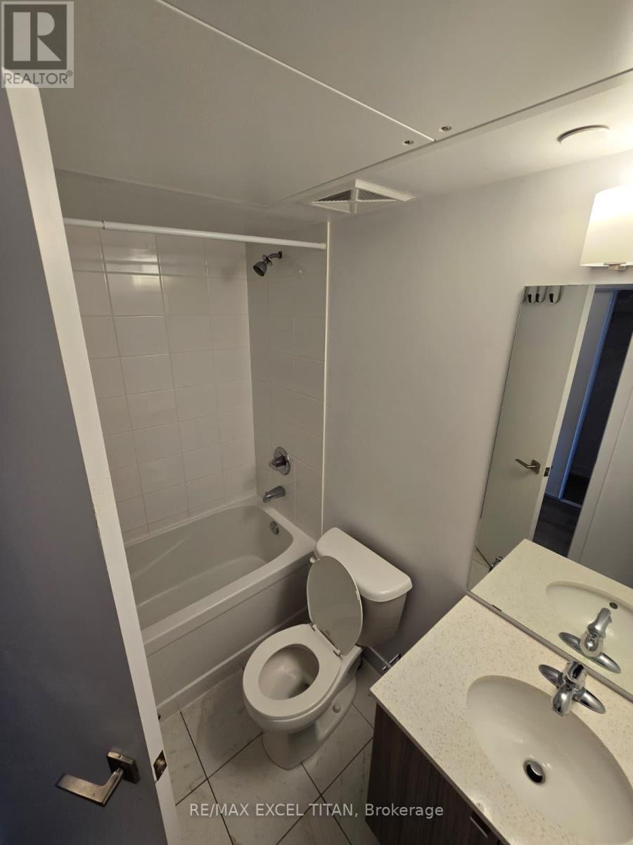 710 - 2433 Dufferin Street, Toronto, Ontario  M6E 3T3 - Photo 9 - W12374859