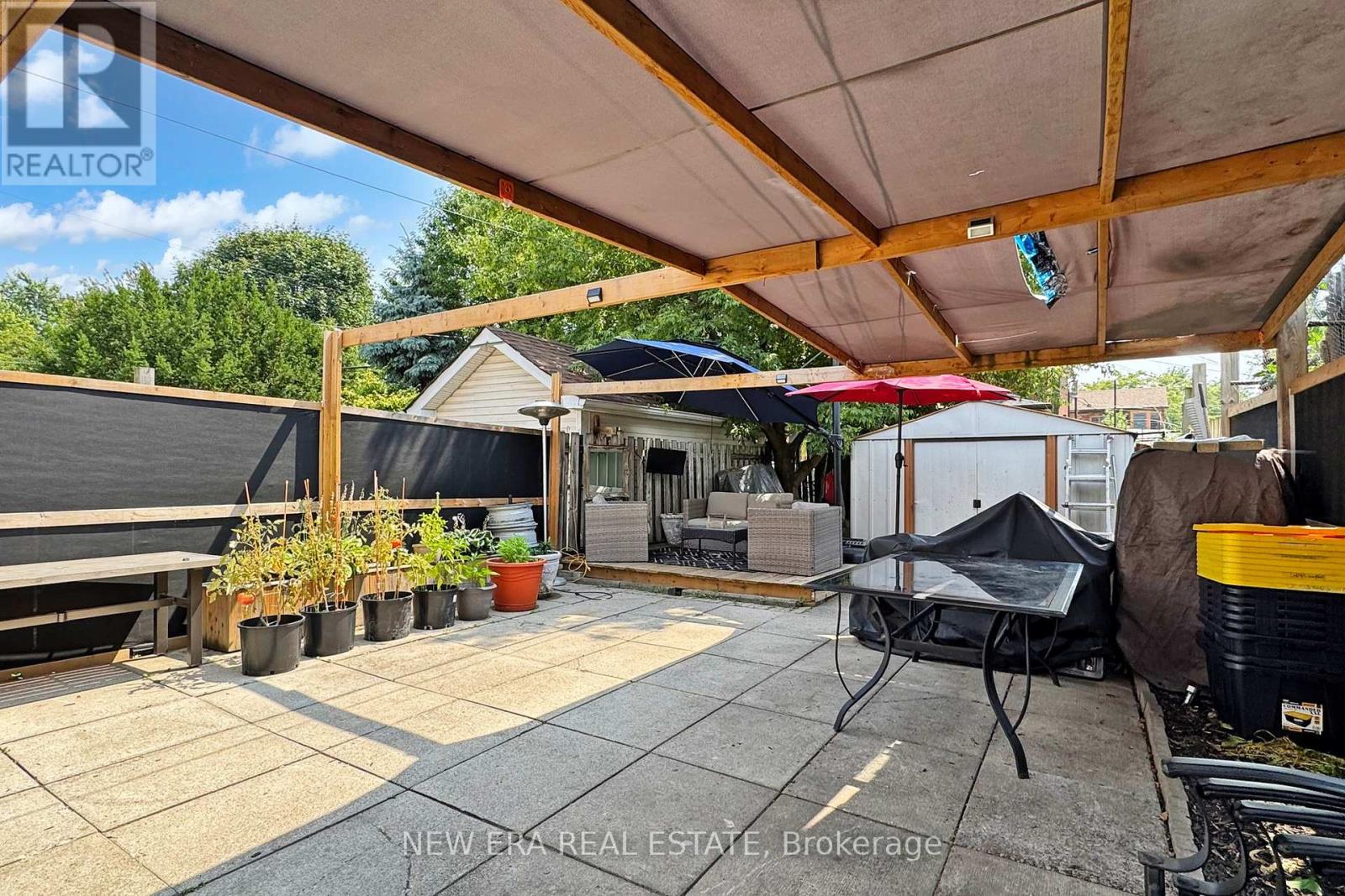 53 Burnfield Avenue, Toronto (Dovercourt-Wallace Emerson-Junction), Ontario  M6G 1Y4 - Photo 29 - W12374897