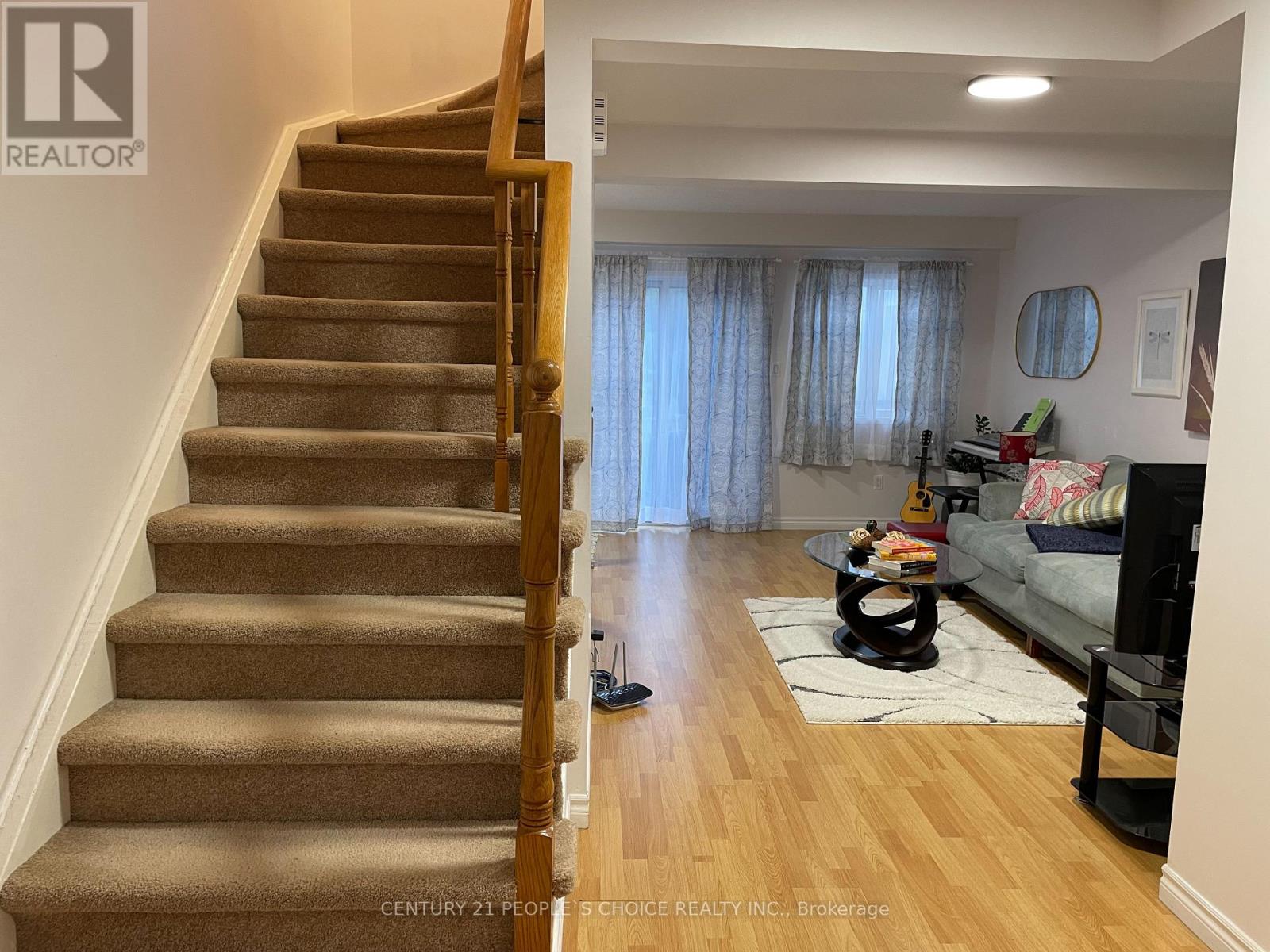 83 Spadina Road N, Brampton, Ontario  L6X 4X6 - Photo 12 - W12374907