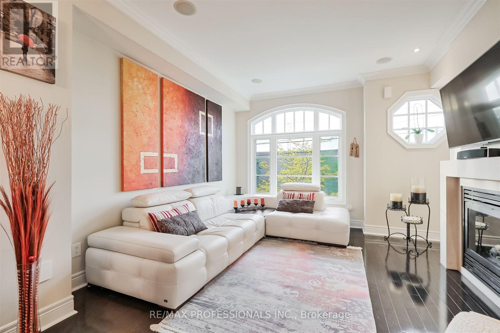 825a Oxford Street, Toronto (Mimico), Ontario  M8Y 1E6 - Photo 14 - W12374930