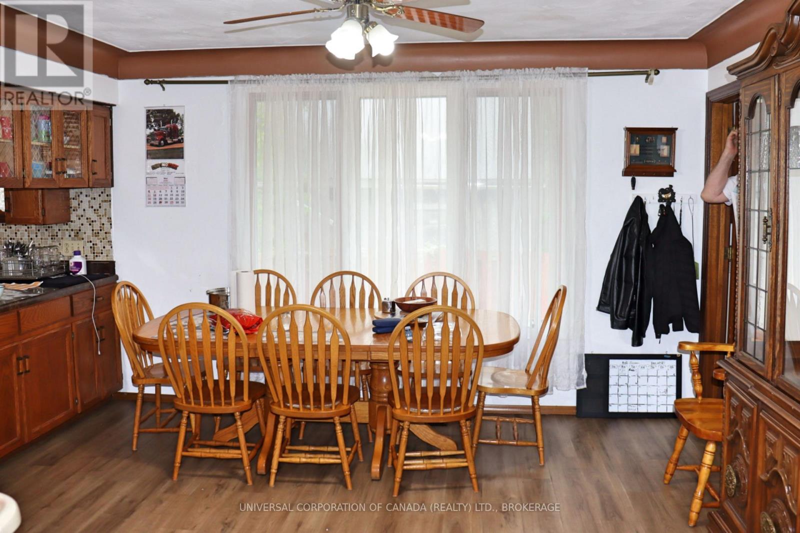 124 Sydenham Street W, Aylmer, Ontario  N5H 1M7 - Photo 4 - X12192943